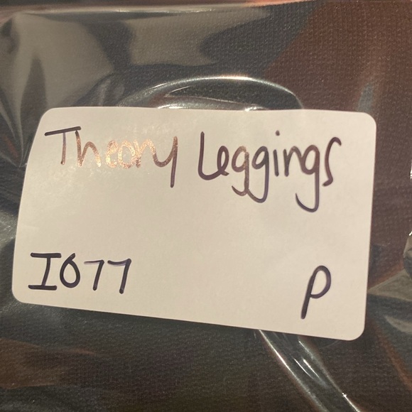 Theory Black Skinny Legging Size P / XS - Picture 6 of 6
